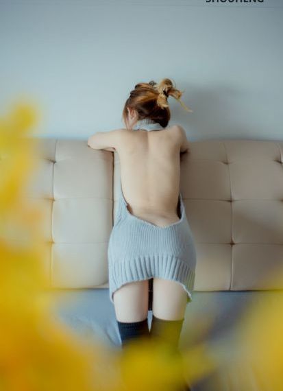 年轻的嫂子免费看