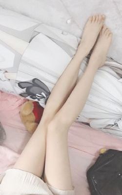 朋友家的妻子